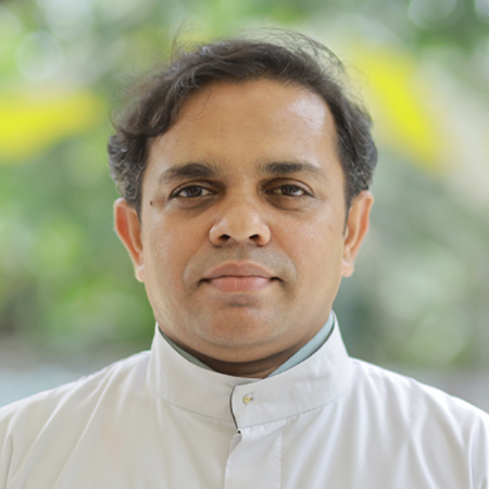 Very Rev. Dr. Justin Dominic